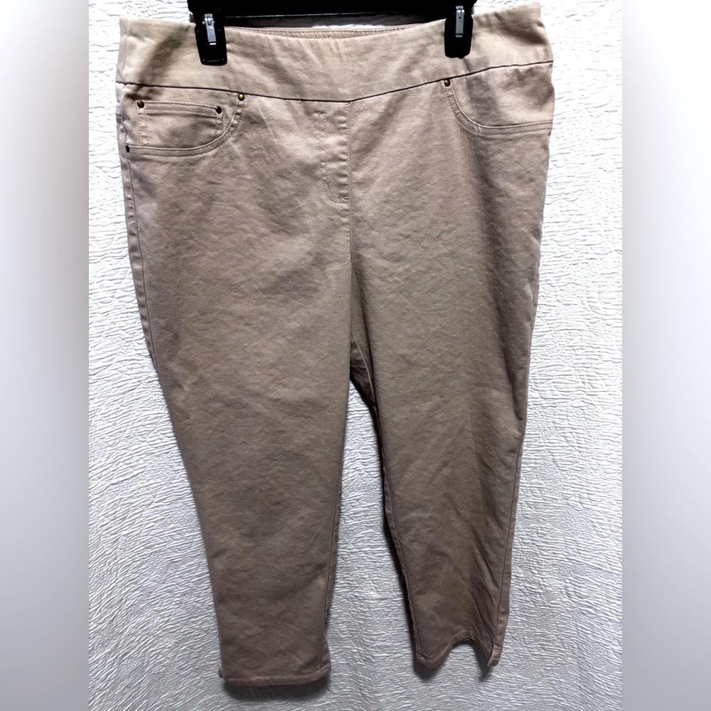 Ruby Rd women’s pull on stretch khaki pants